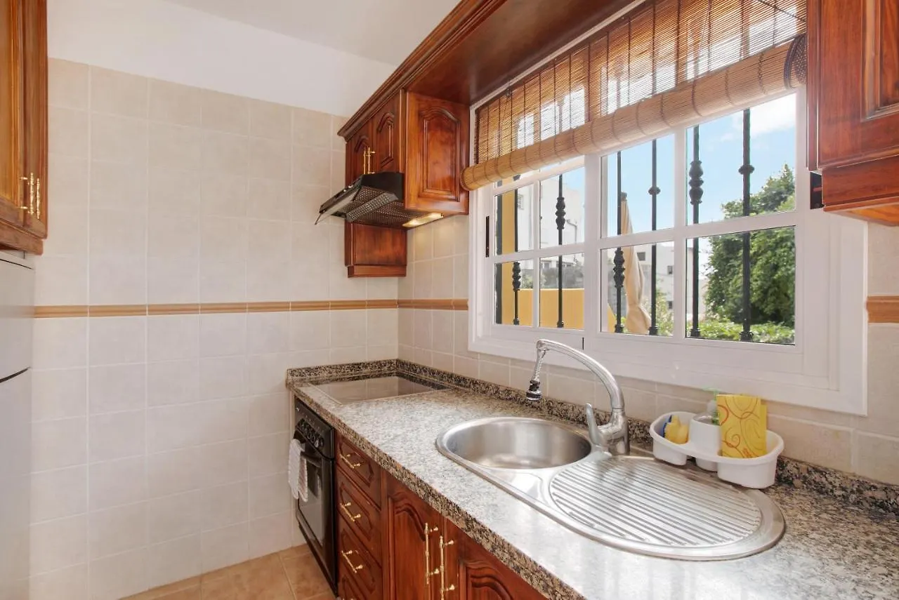 Las Gavias I Arona  Holiday home